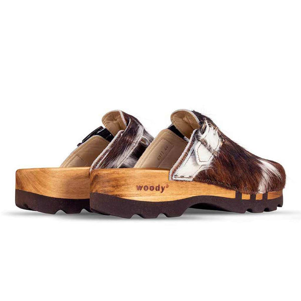 [Natur Fell] Lukas Fell Herren Clog. fellclog, kuhfell clogs, fellclogs. woody holzschuhe fell. fellschuhe, fell clogs, woody kuhfell schuhe, kuhclogs kaufen. fellschuhe, holzschuhe, holzclogs fell bestellen.