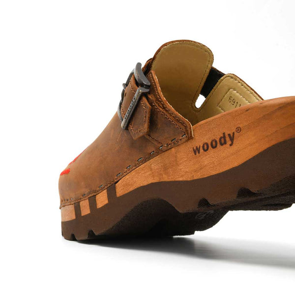[Tabacco] Lukas Kärnten Herren Clog mit stick und biegsamer nachhaltiger holzsohle, der bestseller, farbe: tabacco-braun, holzclogs woody, woody schuhe, woody shoes, handgemachte holzschuhe aus österreich, kärnten