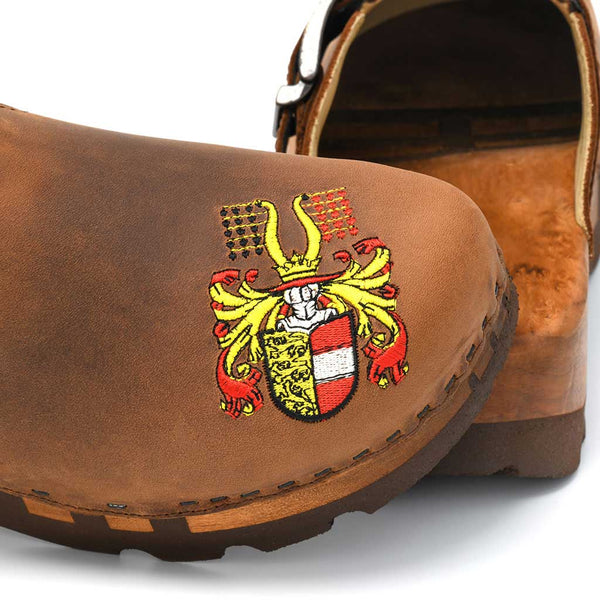 [Tabacco] Lukas Kärnten Herren Clog mit stick und biegsamer nachhaltiger holzsohle, der bestseller, farbe: tabacco-braun, holzclogs woody, woody schuhe, woody shoes, handgemachte holzschuhe aus österreich, kärnten