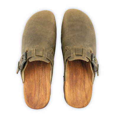 [Olivia] Lukas Clogs Herren mit biegsamer nachhaltiger holzsohle, der bestseller, farbe: olivia (grün), holzclogs woody, woody schuhe, woody shoes, handgemachte holzschuhe aus österreich, kärnten