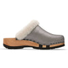 [Titan] Marie gefütterter Damen Clog, gefütterte Pantoletten. Holzclogs mit beigsamer Holz Sohle kaufen marie, gefütterter damen clog mit biegsamer nachhaltiger holzsohle, lammfellfutter und kragen, farbe: titan, holzclogs woody, woody schuhe, woody shoes, handgemachte holzschuhe aus österreich, kärnten
