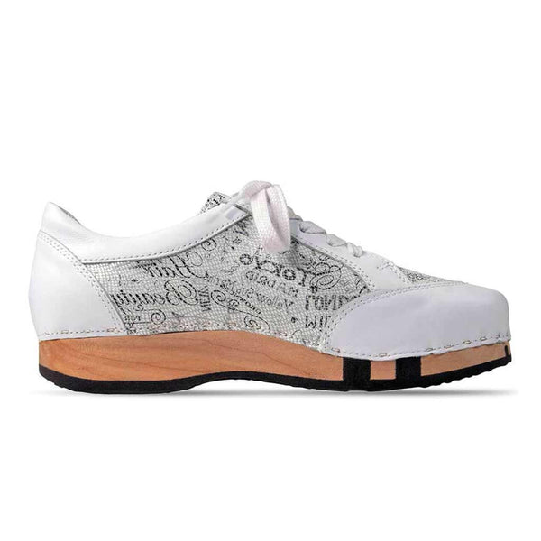[Weiss-Blanco] Mary Damen Clog Sneaker woody holzschuhe. damen clogs, flexible, biegsame holzsohle. holzclogs, sneaker clogs damen, damen clogs mit fussbett. woody leder clogs damen. holzclogs, holzschuhe bestellen.