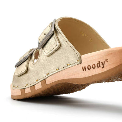 Maxima Damen Clog, pantoletten clogs damen mit biegsamer nachhaltiger holzsohle, der bestseller, farbe: gold, holzclogs woody, woody schuhe, woody shoes, handgemachte holzschuhe aus österreich, kärnten