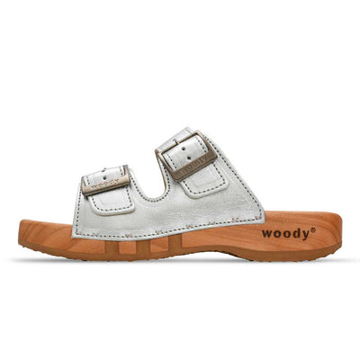 Maxima Damen Clog, pantoletten clogs damen mit biegsamer nachhaltiger holzsohle, der bestseller, farbe: silber, holzclogs woody, woody schuhe, woody shoes, handgemachte holzschuhe aus österreich, kärnten