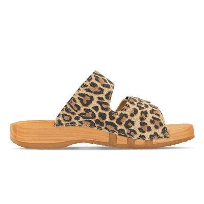 Maxima Damen Clog, pantoletten clogs damen mit biegsamer nachhaltiger holzsohle, der bestseller, farbe: wildcat (animal print), holzclogs woody, woody schuhe, woody shoes, handgemachte holzschuhe aus österreich, kärnten
