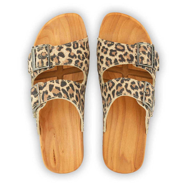 Maxima Damen Clog, pantoletten clogs damen mit biegsamer nachhaltiger holzsohle, der bestseller, farbe: wildcat (animal print), holzclogs woody, woody schuhe, woody shoes, handgemachte holzschuhe aus österreich, kärnten