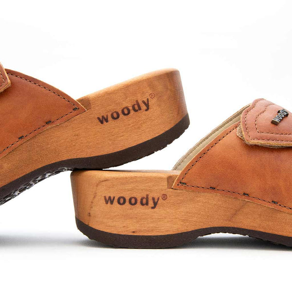 [Safor] Melanie Damen Clog Pantolette mit biegsamer nachhaltiger holzsohle, der bestseller, farbe: safor (braun), holzclogs woody, woody schuhe, woody shoes, handgemachte holzschuhe aus österreich, kärnten