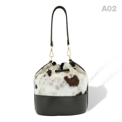 woody Mia Damen-Beuteltasche aus Fell Natur-Schwarz, Rueckansicht