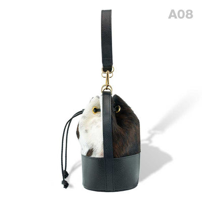 woody Mia Damen-Beuteltasche aus Fell Natur-Schwarz, Seitenansicht