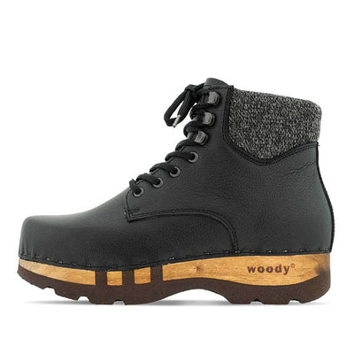[Cervo Nero] Moritz Herren Clog Boots mit biegsamer nachhaltiger holzsohle, farbe: cervo nero schwarz, holzclogs woody schuhe, woody shoes, handgemachte holzschuhe aus österreich kärnten