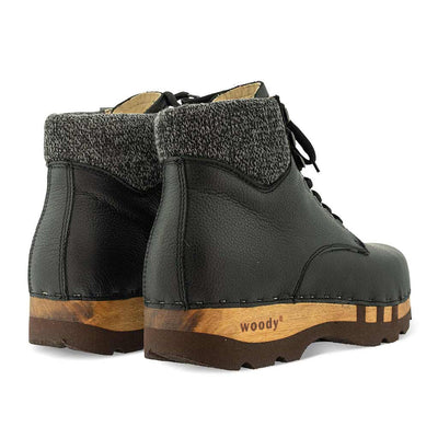 [Cervo Nero] Moritz Herren Clog Boots mit biegsamer nachhaltiger holzsohle, farbe: cervo nero schwarz, holzclogs woody schuhe, woody shoes, handgemachte holzschuhe aus österreich kärnten