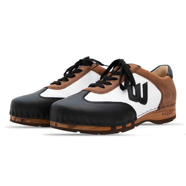 [Nero-Tabacco] Niki Herren Clog Sneaker woody holzschuhe. herren clogs, flexible, biegsame holzsohle. holzclogs, sneaker clogs herren, männer clogs mit fussbett. woody leder clogs herren. holzclogs, holzschuhe bestellen.