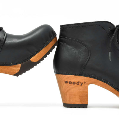 [Nero Glattleder] Nora Clog Ankle Boots, Stiefelette woddy Schuhe. Damen Stiefeletten kaufen, clog boots damen stiefel mit biegsamer nachhaltiger holzsohle. Damenclogs, Damen Clogs - Clogs Damen. Holzschuhe für Damen, Damen Clogs, Holzclogs, Damen Pantoletten mit Holzsohle. Holz Schuhe, Clog, Farbe: Nero Glattleder (schwarz)