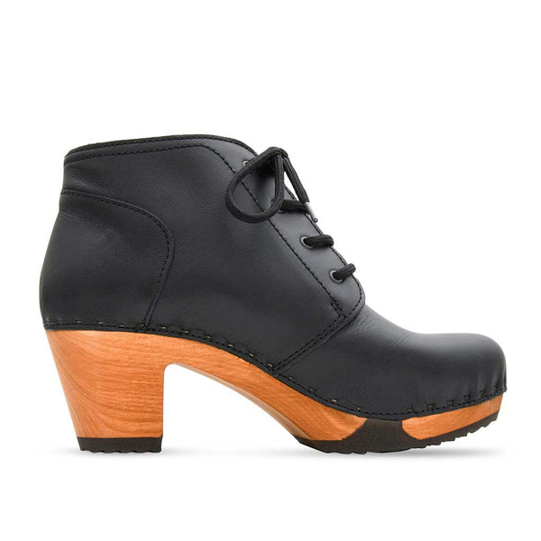 [Nero Glattleder] Nora Clog Ankle Boots, Stiefelette woddy Schuhe. Damen Stiefeletten kaufen, clog boots damen stiefel mit biegsamer nachhaltiger holzsohle. Damenclogs, Damen Clogs - Clogs Damen. Holzschuhe für Damen, Damen Clogs, Holzclogs, Damen Pantoletten mit Holzsohle. Holz Schuhe, Clog, Farbe: Nero Glattleder (schwarz)