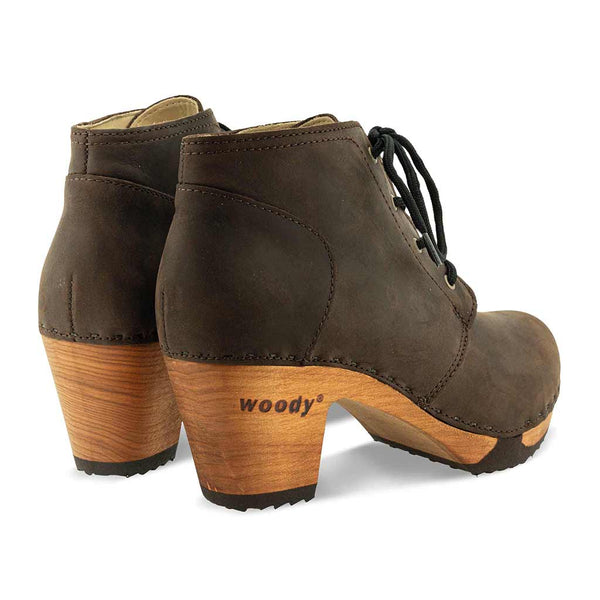 [Caffe] Nora Clog Ankle Boots, clog stiefelette mit absatz, damen stiefel mit biegsamer nachhaltiger holzsohle, der bestseller, holzclogs woody, woody schuhe, woody shoes, handgemachte holzschuhe aus österreich, kärnten, farbe: caffe (braun)