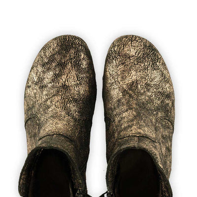[Noirgold] Olga Damen Clog Stiefelette mit biegsamer nachhaltiger holzsohle, holzclogs woody, woody schuhe, woody shoes, handgemachte holzschuhe aus österreich, kärnten, farbe: noirgold (gold mit schwarzen cracks)