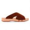 woody Mila Damen-Pantolette in Hazelnut, Detailansicht Leder und Holzsohle - handgefertigt in Oesterreich