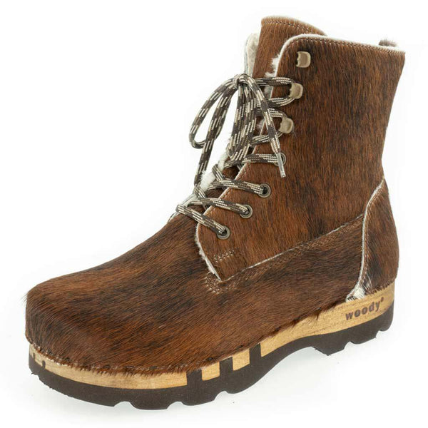 [Fell Natur] Pascal Fell Herren Clog Stiefel. fellschuh, fellstiefel, fellclog, kuhfell clogs, fellclogs. woody holzschuhe fell stiefel. kuhfell schuhe, fell clogs, woody kuhfell schuhe, fell kuhclogs kaufen. fellschuhe, holzschuhe, holzclogs fell kaufen.