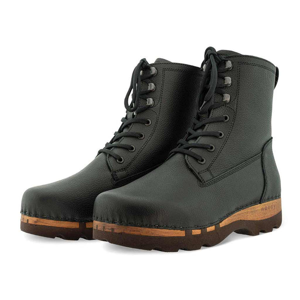 [Cervo Nero] Paul Herren Clog Stiefel mit biegsamer Sohle aus nachhaltigem Weidenholz, Farbe: cervo nero (schrarz-stukturiert)
