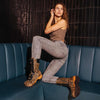 [Leopard-Schwarz] Ramona Fell Damen Clog Stiefel im Leopard Design. Holzschuhe Damen, Damenstiefel clogs damen ramona fell, farbe: leopard (print). stiefel, winterclog, winterclogs. damenstiefel clogs weiss. damen fellschuhe bestellen, fellclogs, weisse fellstiefel mit holzschuhe, holzclogs fell kaufen.