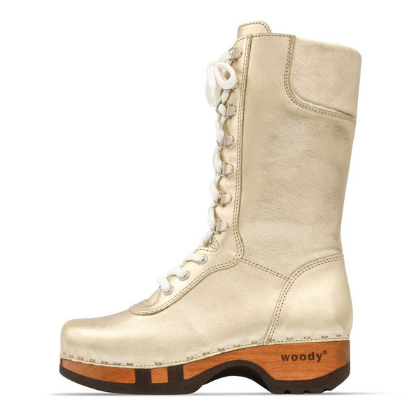 [Gold] Ramona Clog Stiefel von woody Schuhe. Damen Stiefel mit hohem Schaft bestellen. Holzclog Stiefel. Holzstiefel. Stiefel für Damen handgemacht. Handgemachte Stiefel kaufen, farbe: gold, Ramona von woody Schuhe. Damen Stiefel mit hohem Schaft bestellen. Holzclog Stiefel. Holzstiefel. Stiefel für Damen handgemacht. Handgemachte Stiefel kaufen., farbe: gold