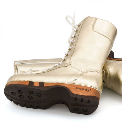 [Gold] Ramona Clog Stiefel von woody Schuhe. Damen Stiefel mit hohem Schaft bestellen. Holzclog Stiefel. Holzstiefel. Stiefel für Damen handgemacht. Handgemachte Stiefel kaufen, farbe: gold, Ramona von woody Schuhe. Damen Stiefel mit hohem Schaft bestellen. Holzclog Stiefel. Holzstiefel. Stiefel für Damen handgemacht. Handgemachte Stiefel kaufen., farbe: gold