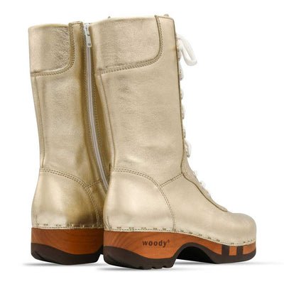 [Gold] Ramona Clog Stiefel von woody Schuhe. Damen Stiefel mit hohem Schaft bestellen. Holzclog Stiefel. Holzstiefel. Stiefel für Damen handgemacht. Handgemachte Stiefel kaufen, farbe: gold, Ramona von woody Schuhe. Damen Stiefel mit hohem Schaft bestellen. Holzclog Stiefel. Holzstiefel. Stiefel für Damen handgemacht. Handgemachte Stiefel kaufen., farbe: gold