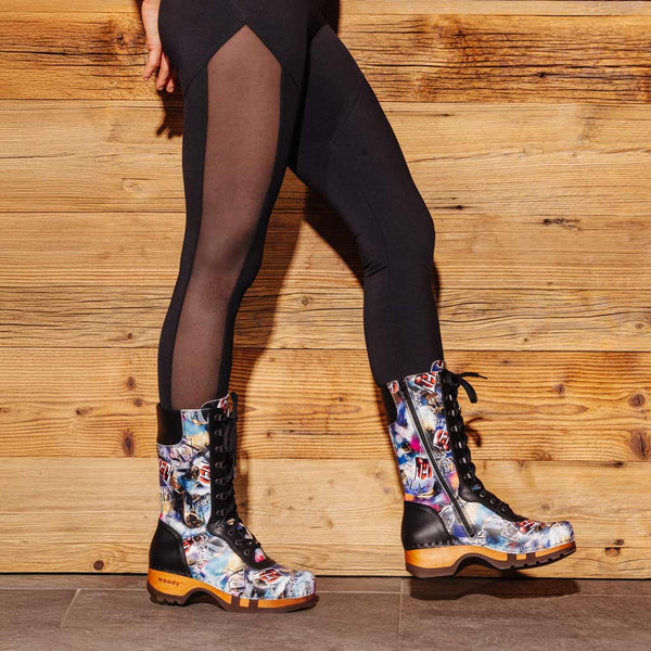 [Sex & Rock'n'Roll] Ramona Clog Stiefel - lammfell gefütterter clog stiefel mit biegsamer nachhaltiger holzsohle, farbe: sex & rock'n'roll (multicolor), holzclogs woody, woody schuhe, woody shoes, handgemachte holzschuhe aus österreich, kärnten