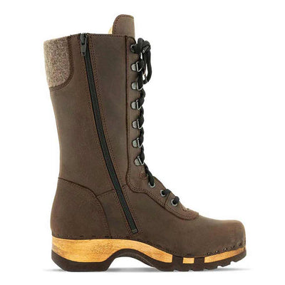 [Caffe] Ramona Clog Stiefel von woody Schuhe. Damen Stiefel mit hohem Schaft bestellen. Holzclog Stiefel. Holzstiefel. Stiefel für Damen handgemacht. Handgemachte Stiefel kaufen., farbe: caffe (braun)Ramona von woody Schuhe. Damen Stiefel mit hohem Schaft bestellen. Holzclog