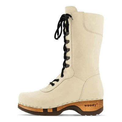 [Creme] Ramona Clog Stiefel von woody Schuhe. Damen Stiefel mit hohem Schaft bestellen. Holzclog Stiefel. Holzstiefel. Stiefel für Damen handgemacht. Handgemachte Stiefel kaufen., farbe: nero (schwarz)Ramona von woody Schuhe. Damen Stiefel mit hohem Schaft bestellen. Holzclog Stiefel. Holzstiefel. Stiefel für Damen handgemacht. Handgemachte Stiefel kaufen, Farbe: creme (naturweiß)