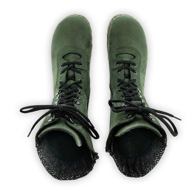 [Forest] Ramona Clog Stiefel von woody Schuhe. Damen Stiefel mit hohem Schaft bestellen. Holzclog Stiefel. Holzstiefel. Stiefel für Damen handgemacht. Handgemachte Stiefel kaufen., farbe: forest