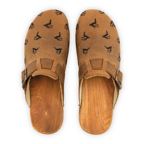 [Tabacco] Ricke Damen Clog, clog mit stick hirsche streumuster für damen, biegsame nachhaltige holzsohle, farbe: tabacco, holzclogs woody, woody schuhe, woody shoes, handgemachte holzschuhe aus österreich, kärnten