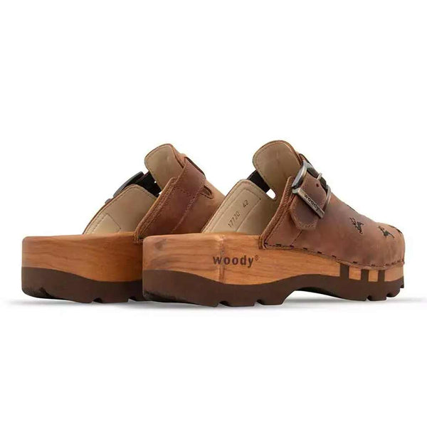 [Tabacco] Roderich Herren Clog mit Stick hirsche streumuster für herren, biegsame nachhaltige holzsohle, farbe: olivia, holzclogs woody, woody schuhe, woody shoes, handgemachte holzschuhe aus österreich, kärnten