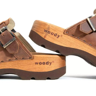 [Tabacco] Roderich Herren Clog mit Stick hirsche streumuster für herren, biegsame nachhaltige holzsohle, farbe: olivia, holzclogs woody, woody schuhe, woody shoes, handgemachte holzschuhe aus österreich, kärnten