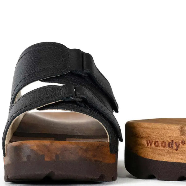[Schwarz] Roman Herren Clog Pantolette mit biegsamer nachhaltiger holzsohle, farbe: schwarz, holzclogs woody, woody schuhe, woody shoes, handgemachte holzschuhe aus österreich, kärnten