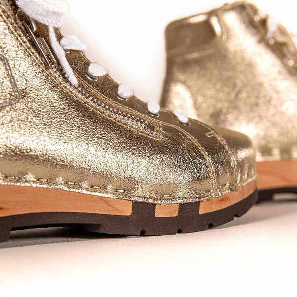 [Gold] Roxy Damen Clog Sneaker mit hohem schaft und biegsamer nachhaltiger holzsohle, farbe: gold (glattleder), holzclogs woody, woody schuhe, woody shoes, handgemachte holzschuhe aus österreich, kärnten