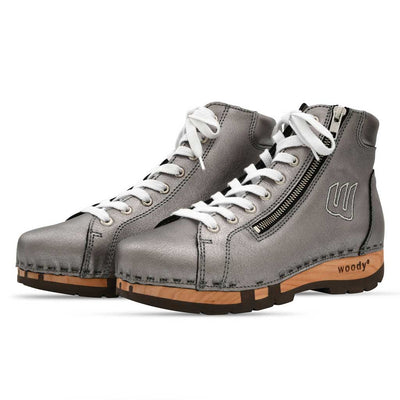 [Titan] Roxy Damen Clog Sneaker Argentino von woody Schuhe. Clogs Damen roxy, clog sneakers für damen mit hohem schaft und biegsamer nachhaltiger holzsohle, farbe: titan, holzclogs woody, woody schuhe, woody shoes, handgemachte holzschuhe aus österreich, kärnten