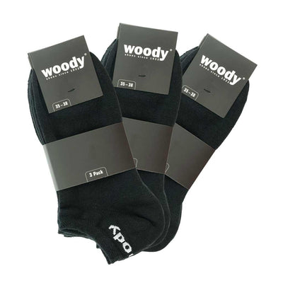 Woody sneaker socks, 3-pack, color: black, with woven logo on the heel