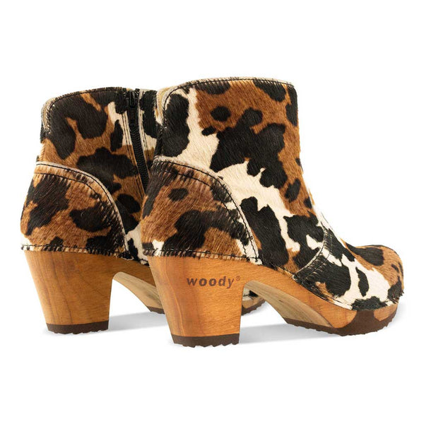 [Fell Kombi] Tanja Damen Clog Stiefelette, woody holzschuhe. tanya ankle boots gefüttert, damenstiefel, stiefel, damenclogs mit flexibler, biegsamer holzsohle. holzclogs, clogs damen knöchel stiefel, damen clogs mit fussbett. ankleboots holz schuhe, holzclog, holzschuhe kaufen, farbe: creme