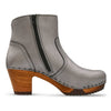 [Titan] Tanja Damen Clog Stiefelette, woody holzschuhe. tanja ankle boots gefüttert, damenstiefel, stiefel, damenclogs mit flexibler, biegsamer holzsohle. holzclogs, clogs damen knöchel stiefel, damen clogs mit fussbett. ankleboots holz schuhe, holzclog, holzschuhe kaufen, Farbe: titan