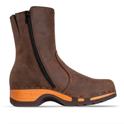 [Caffe] veronika damen clog stiefelette woody holzschuhe. veronika ankle boots mit zip, damenstiefel reissverschluss, stiefel, damenclogs mit flexibler, biegsamer holzsohle. holzclogs, clogs damen knöchel stiefel, damen clogs mit fussbett. ankleboots holz schuhe, holzclog, holzschuhe bestellen, farbe: caffe