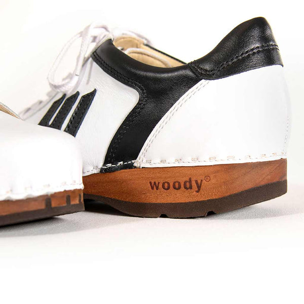 [Weiss-Schwarz] Wayne Herren Clog Sneaker mit biegsamer nachhaltiger holzsohle, der bestseller, farbe: weiss-schwarz, holzclogs woody, woody schuhe, woody shoes, handgemachte holzschuhe aus österreich, kärnten