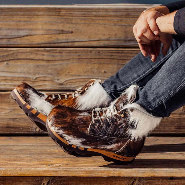 [Fell Natur] Pascal Fell Herren Clog Stiefel. fellschuh, fellstiefel, fellclog, kuhfell clogs, fellclogs. woody holzschuhe fell stiefel. kuhfell schuhe, fell clogs, woody kuhfell schuhe, fell kuhclogs kaufen. fellschuhe, holzschuhe, holzclogs fell kaufen.