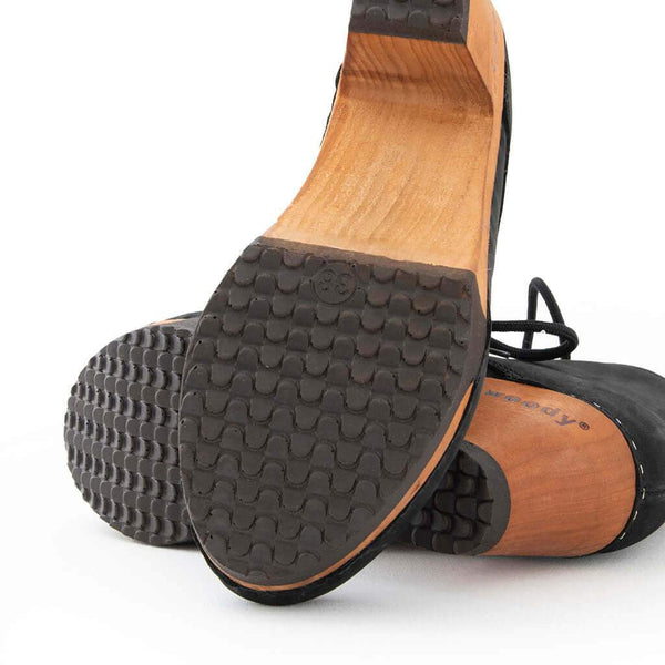[Nero] Anne Clog Ankle Boots / stiefeletten, woody holzschuhe. ankle boots gefüttert, damenstiefel, stiefel, damenclogs mit flexibler, biegsamer holzsohle. holzclogs, clogs damen knöchel stiefel, damen clogs mit fussbett. ankleboots holz schuhe, holzclog, holzschuhe kaufen, farbe: nero