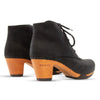[Nero] Anne Clog Ankle Boots / stiefeletten, woody holzschuhe. ankle boots gefüttert, damenstiefel, stiefel, damenclogs mit flexibler, biegsamer holzsohle. holzclogs, clogs damen knöchel stiefel, damen clogs mit fussbett. ankleboots holz schuhe, holzclog, holzschuhe kaufen, farbe: nero