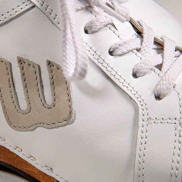 [Weiss-Hielo] Wayne Herren Clog Sneaker, woody holzschuhe. herren clogs, flexible, biegsame holzsohle. holzclogs, sneaker clogs herren, männer clogs mit fussbett. woody leder clogs herren. holzclogs, holzschuhe bestellen. farbe: weiss-hielo