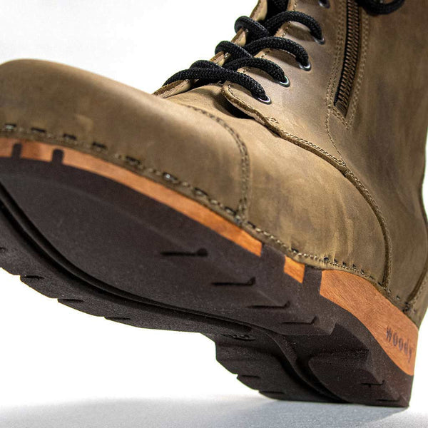 [Caffe] Herta Damen Clog Stiefelette, woody holzschuhe stiefelette. ankle boots gefüttert, damenstiefel, damenclogs mit holzsohle. holzclogs, clogs damen knöchel stiefel, damen clogs leder. ankleboots holz schuhe, holzclog, holzschuhe winterstiefel bestellen.