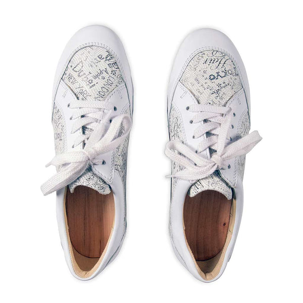 [Weiss-Blanco] Mary Damen Clog Sneaker woody holzschuhe. damen clogs, flexible, biegsame holzsohle. holzclogs, sneaker clogs damen, damen clogs mit fussbett. woody leder clogs damen. holzclogs, holzschuhe bestellen.