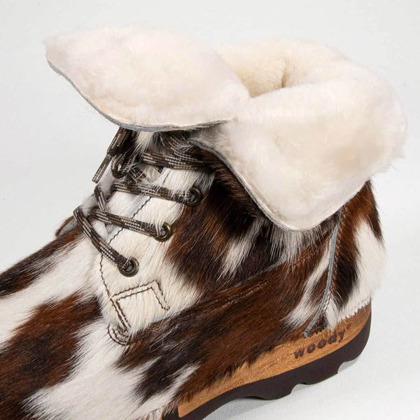 [Fell Natur] Pascal Fell Herren Clog Stiefel. fellschuh, fellstiefel, fellclog, kuhfell clogs, fellclogs. woody holzschuhe fell stiefel. kuhfell schuhe, fell clogs, woody kuhfell schuhe, fell kuhclogs kaufen. fellschuhe, holzschuhe, holzclogs fell kaufen.