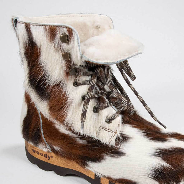 [Fell Natur] Pascal Fell Herren Clog Stiefel. fellschuh, fellstiefel, fellclog, kuhfell clogs, fellclogs. woody holzschuhe fell stiefel. kuhfell schuhe, fell clogs, woody kuhfell schuhe, fell kuhclogs kaufen. fellschuhe, holzschuhe, holzclogs fell kaufen.
